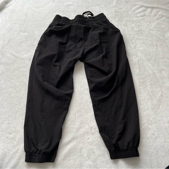 Kyoden Black Capri Joggers - Picture 7 of 11
